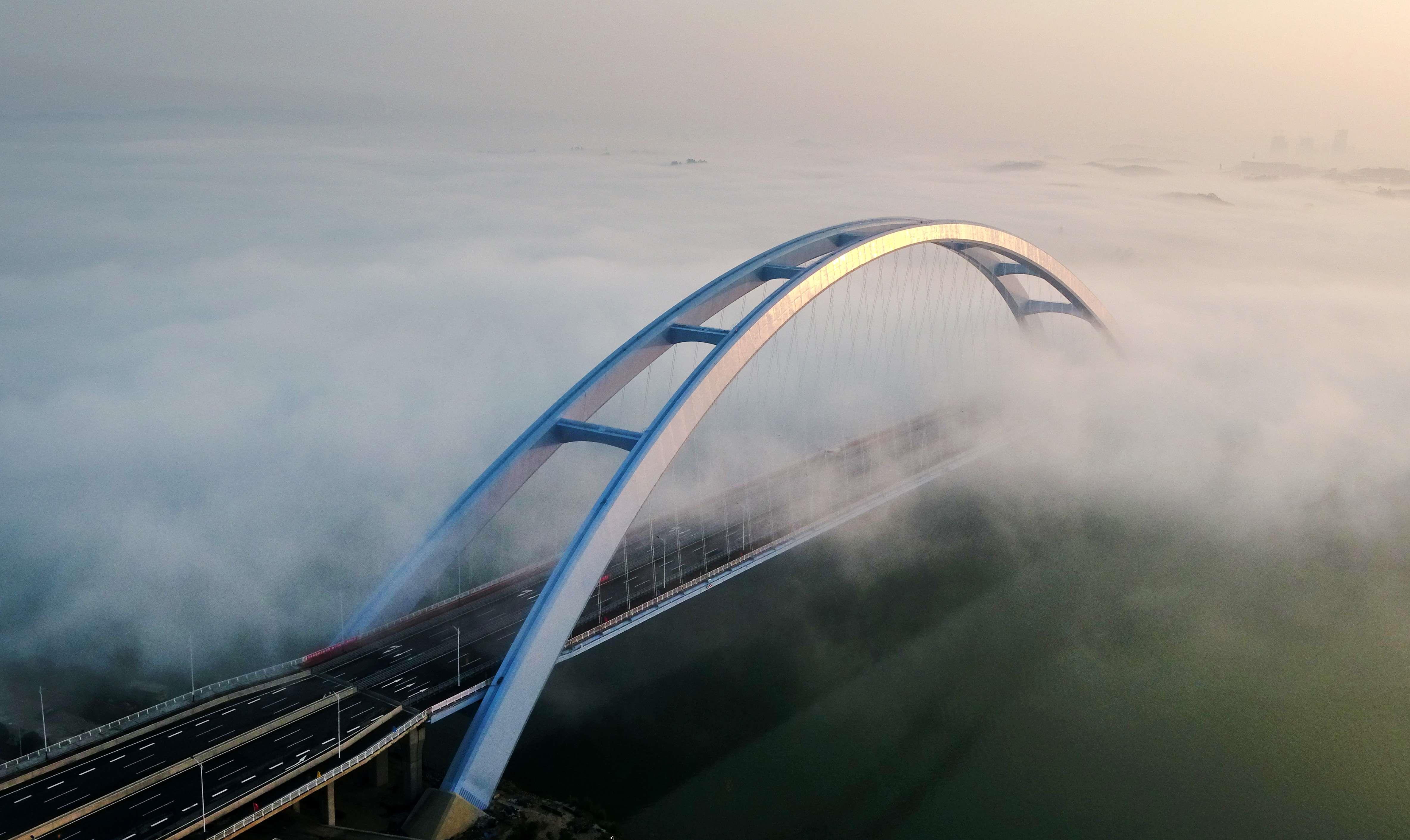 柳州官塘大桥——荣获“国家优质工程”奖、中国钢结构金奖